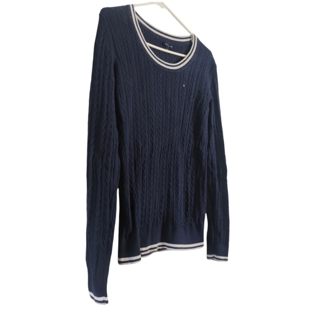 Tommy Hilfiger Women's Navy Cable Knit Sweater with White Trim Size Medium - Picture 4 of 4
